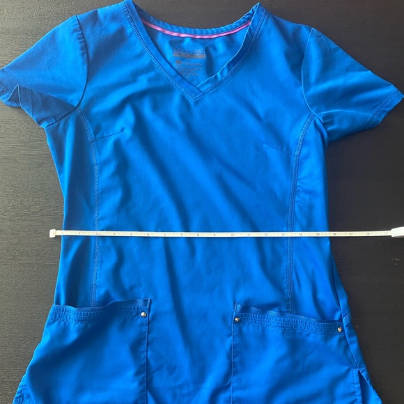 Scrub sets - Picture 7 of 8